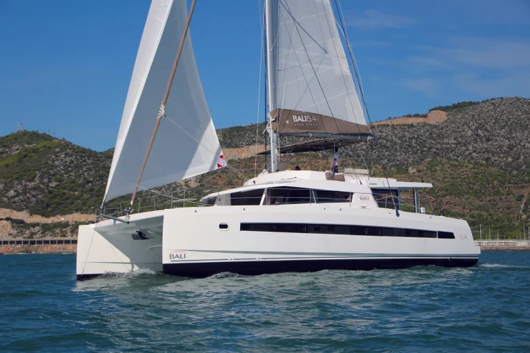 Catamaran Bali 54