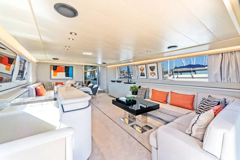 SuperYacht Falcon 82 – motor yacht charter in Cascais, photo 9 | GMS Yachting
