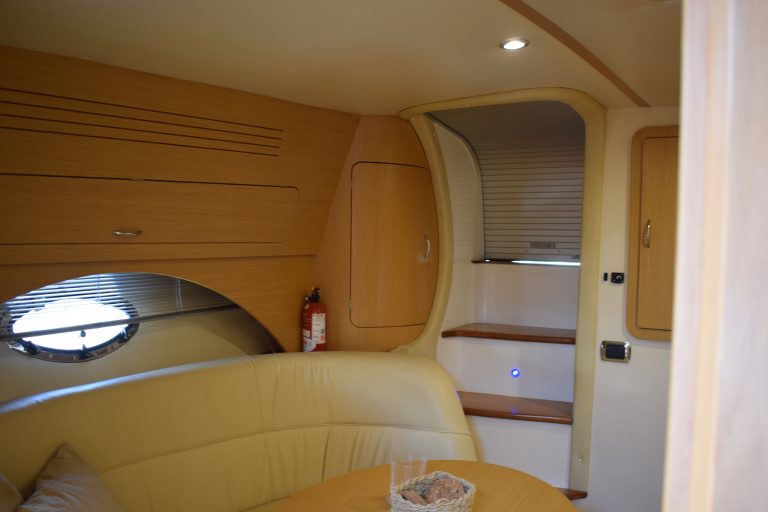 Yacht Primatist G41 – motor yacht charter in Lisbon, photo 10 | GMS Yachting