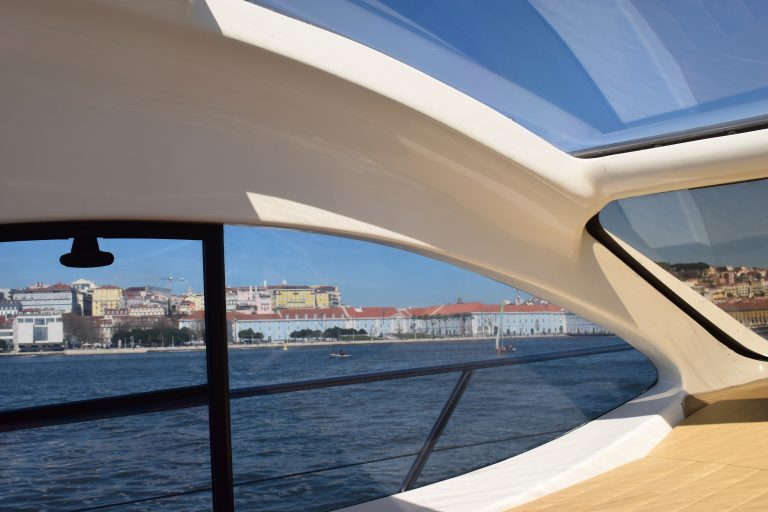 Yacht Primatist G41 – motor yacht charter in Lisbon, photo 18 | GMS Yachting