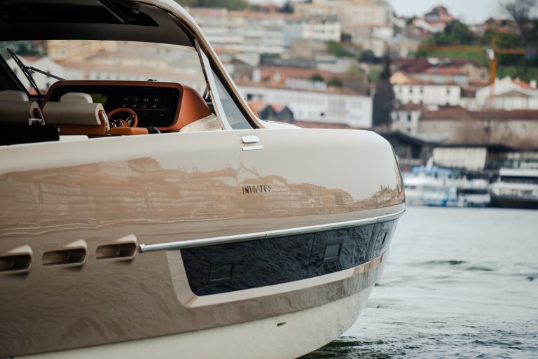 Yacht Invictus TT460 – yacht charter in Porto, photo 21 | GMS Yachting