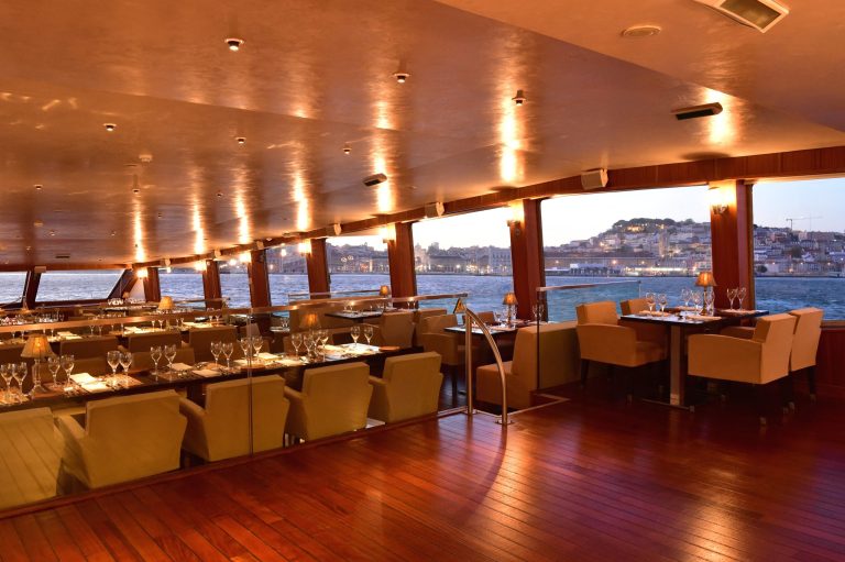 LVT Lisbon – event boat charter in Lisbon, photo 3 | GMS Yachting