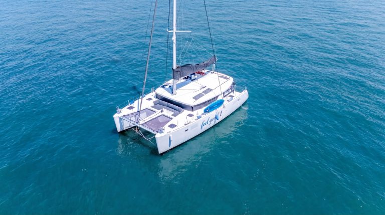 Catamaran Lagoon 45 – catamaran charter in Lisbon, photo 8 | GMS Yachting