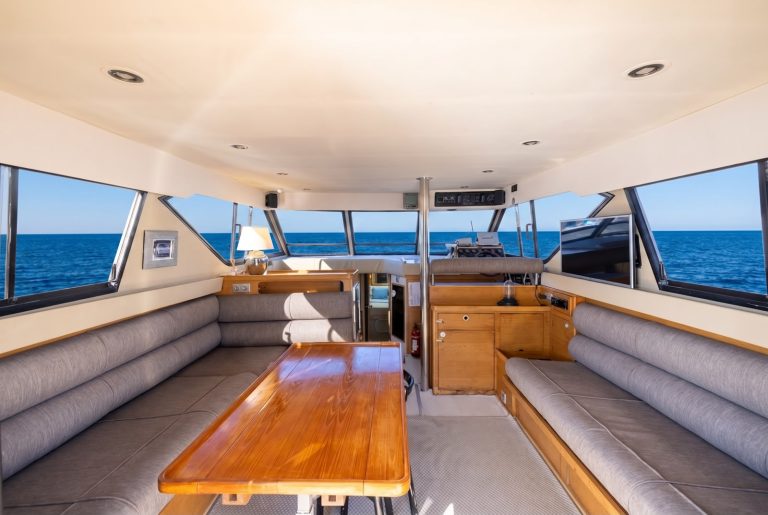 Yacht Princess 45 – motor yacht charter in Lisbon, photo 5 | GMS Yachting