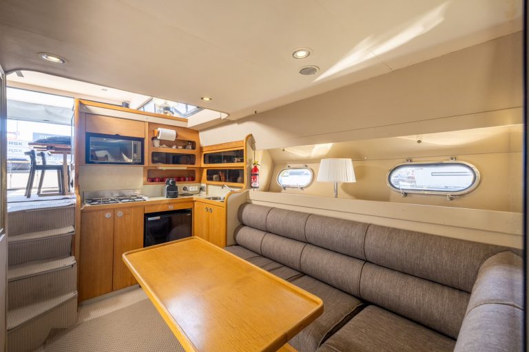Yacht Princess 45 – motor yacht charter in Lisbon, photo 8 | GMS Yachting