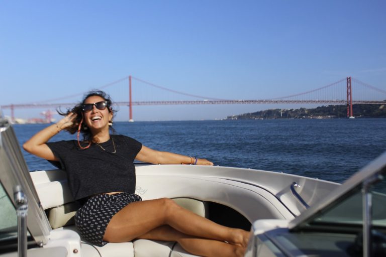 Sea-Ray Boat – motor yacht charter in Lisbon, photo 11 | GMS Yachting