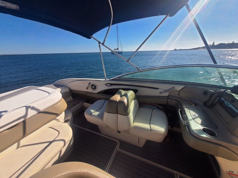 Sea-Ray Boat – motor yacht charter in Lisbon, photo 16 | GMS Yachting