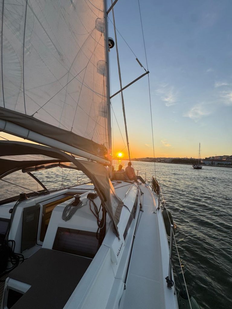 Sailboat Maharani – sailboat charter in Lisbon, photo 13 | GMS Yachting