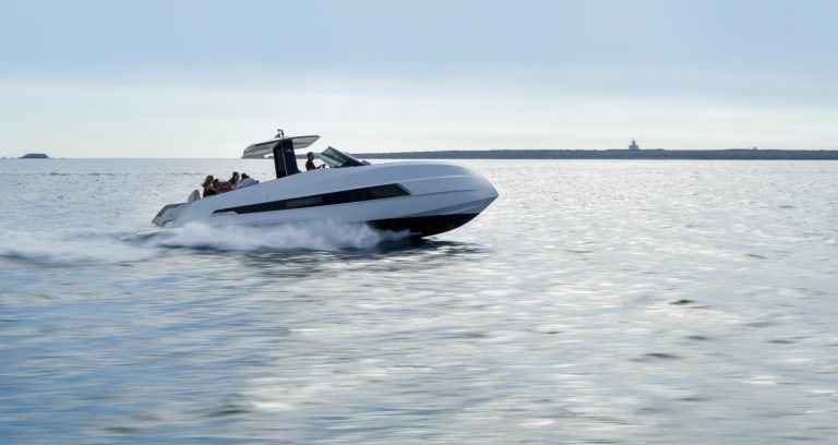Yacht Astondoa 377 – yacht charter in Lagos, photo 10 | GMS Yachting